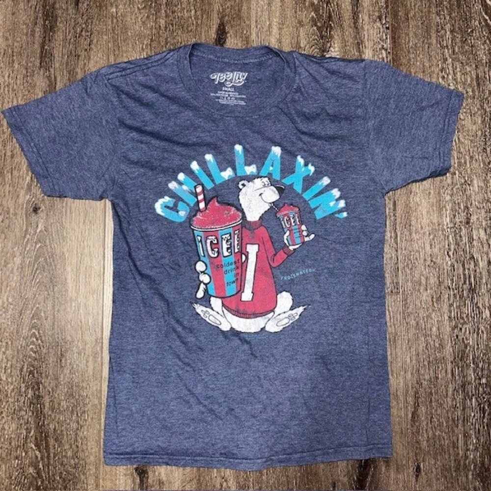 Tee Luv Icee Slush Blue Bear Graphic Chillaxin' Men's T-Shirt Size Small S